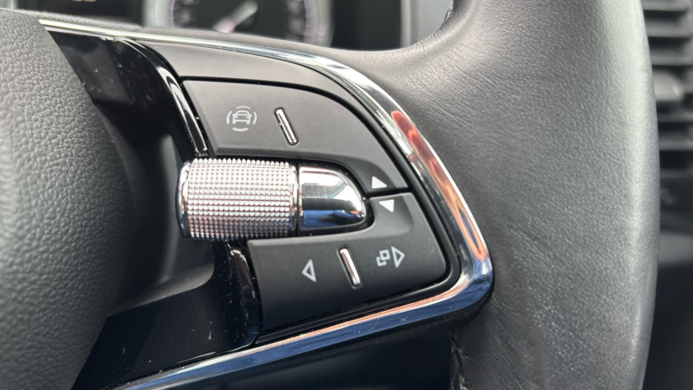 Skoda Karoq 1.5 TSI SE L 5dr DSG Petrol Estate